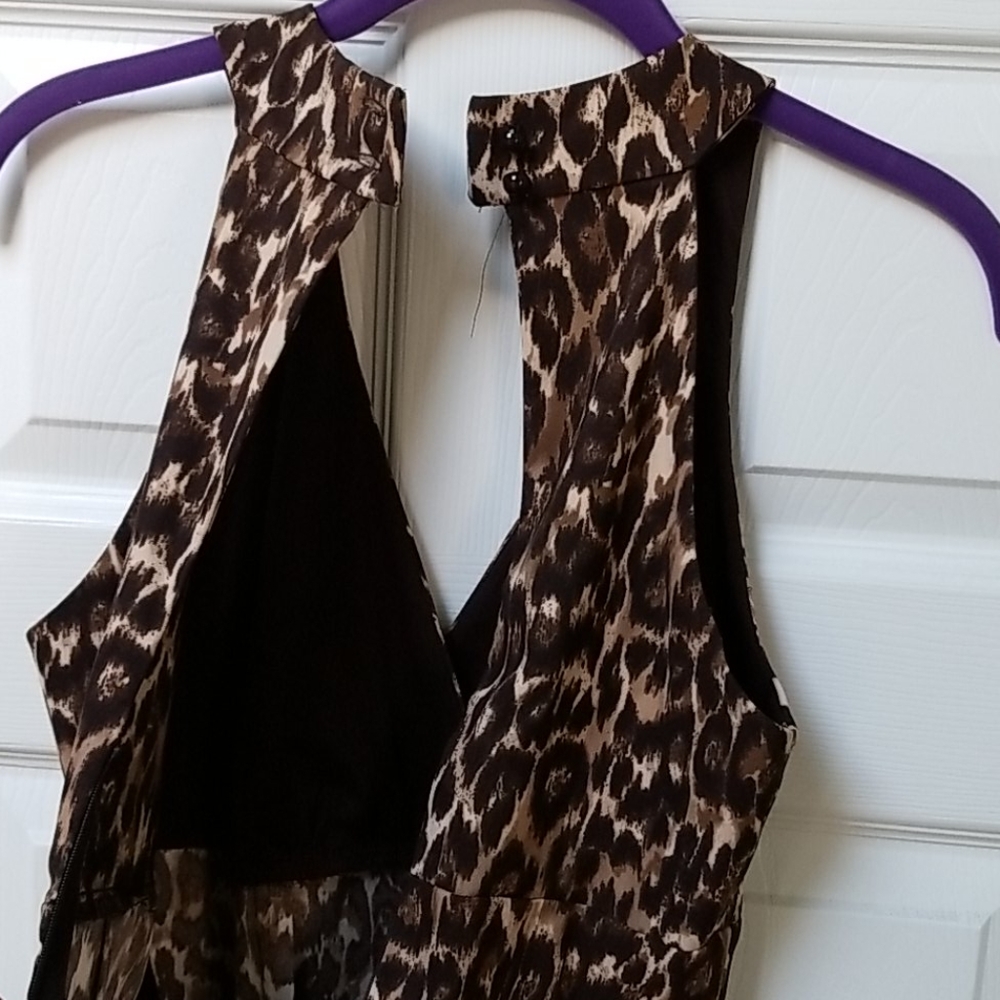 Dress - Picture 6 of 6